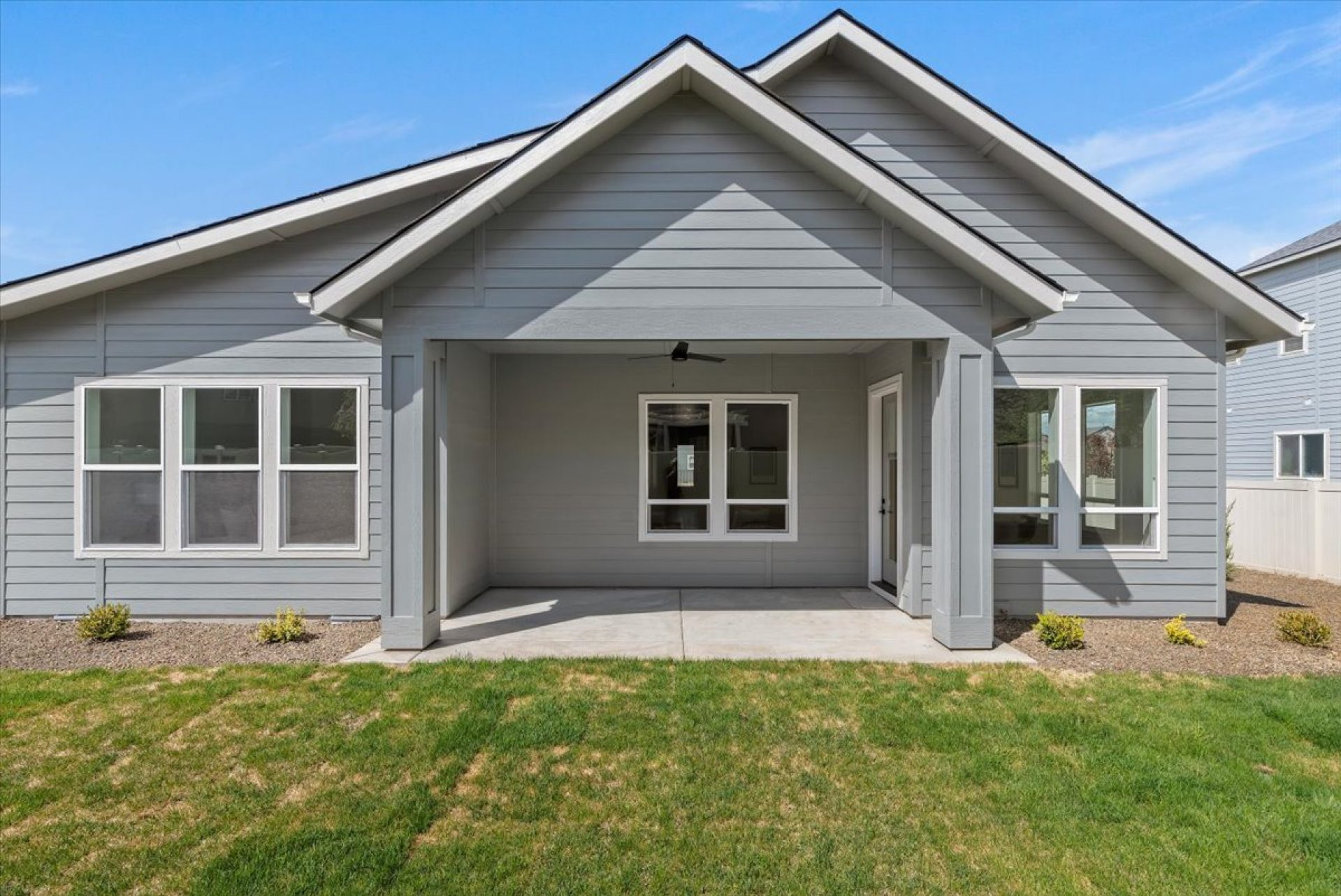 28-028_Backyard.jpg
