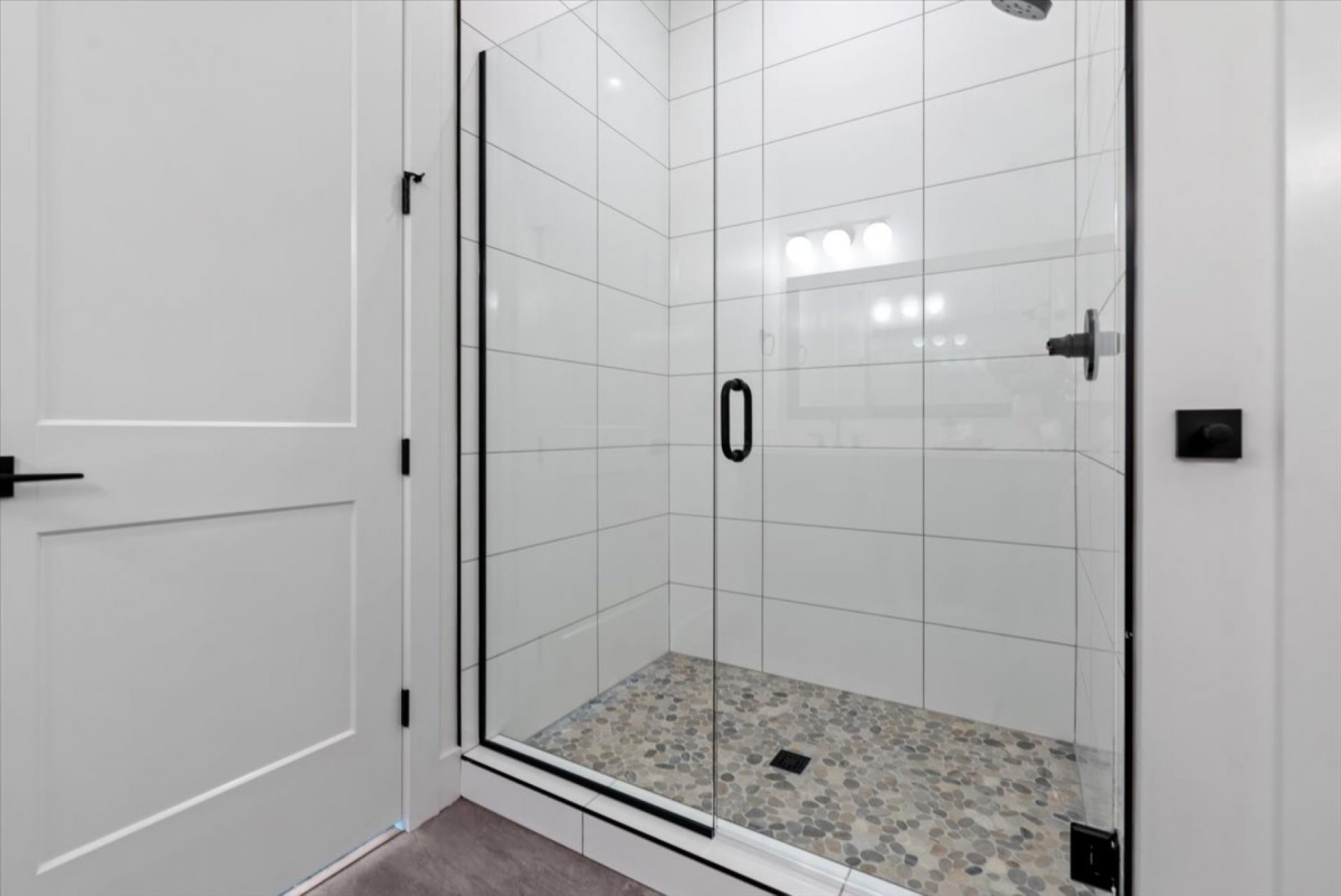 20-020_Bathroom.jpg