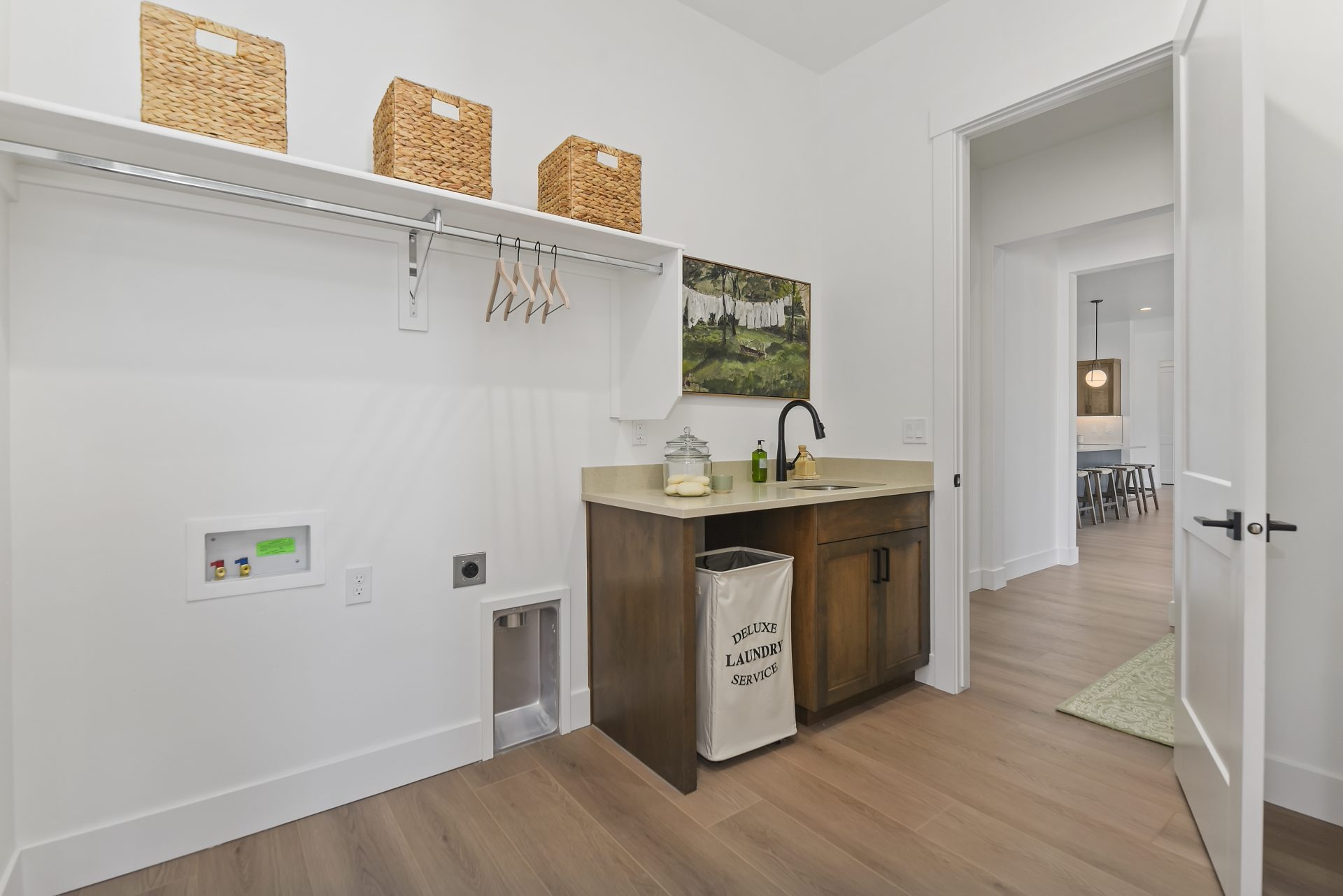 29-029_Laundry Area.jpg
