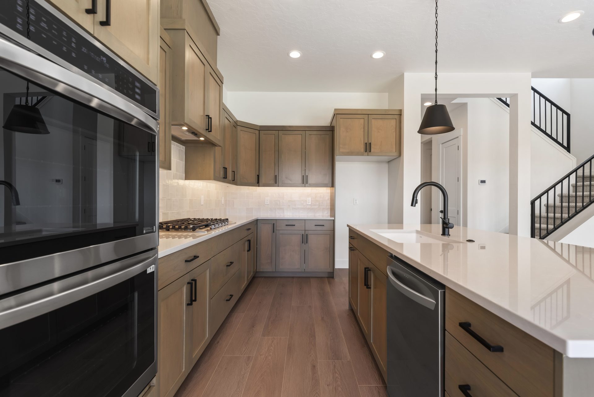 10-Kitchen.jpg