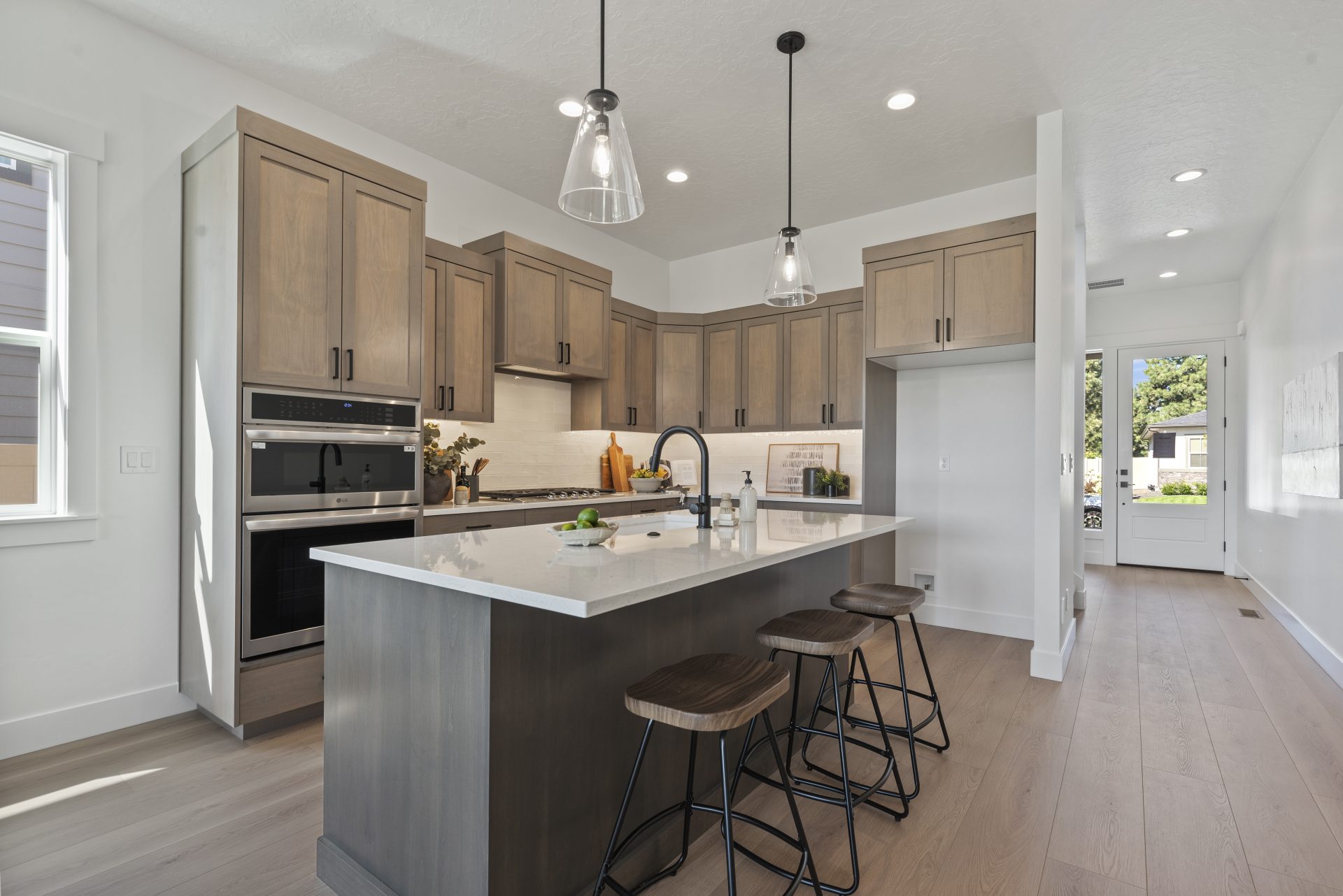 09-Kitchen.jpg