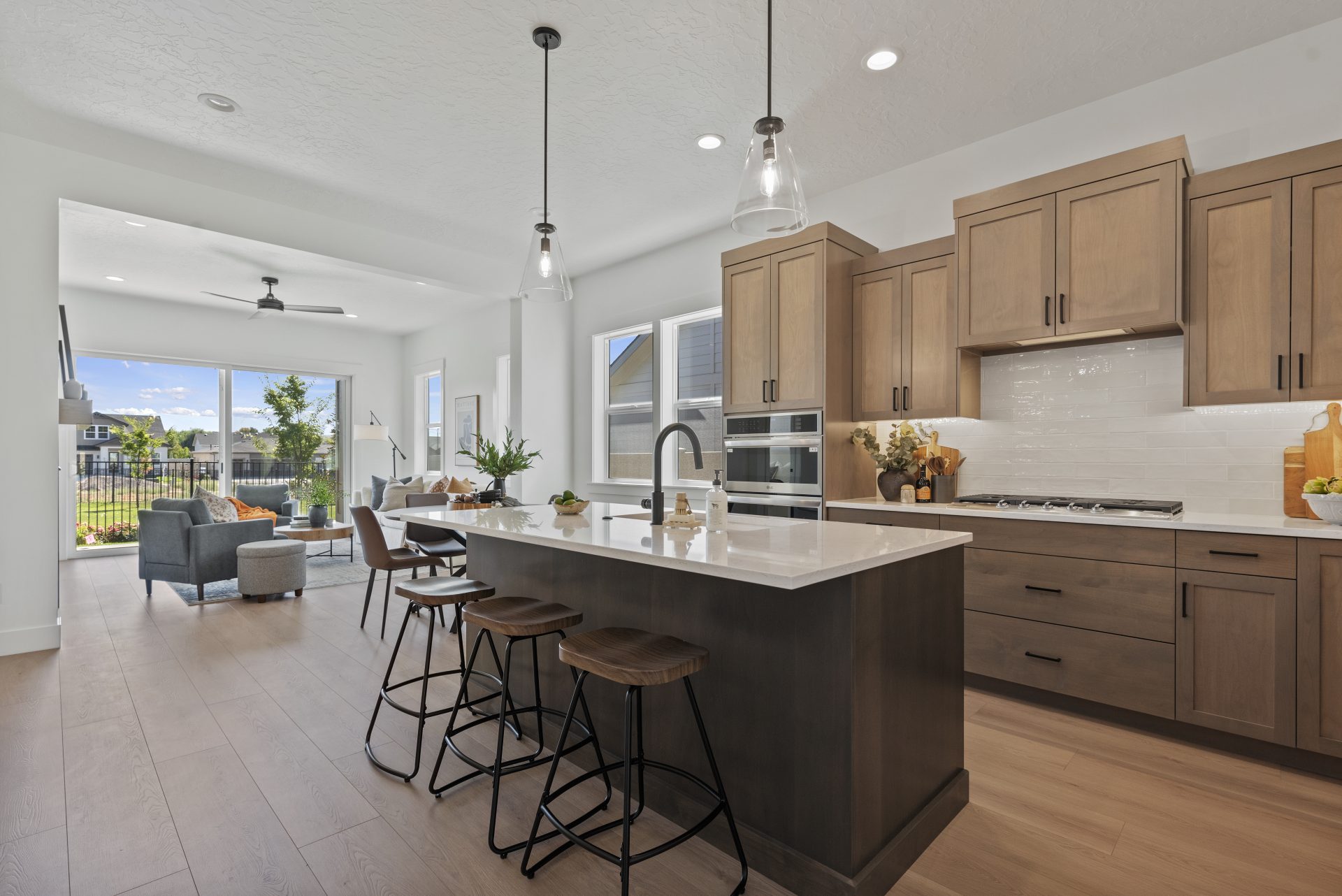 08-Kitchen.jpg