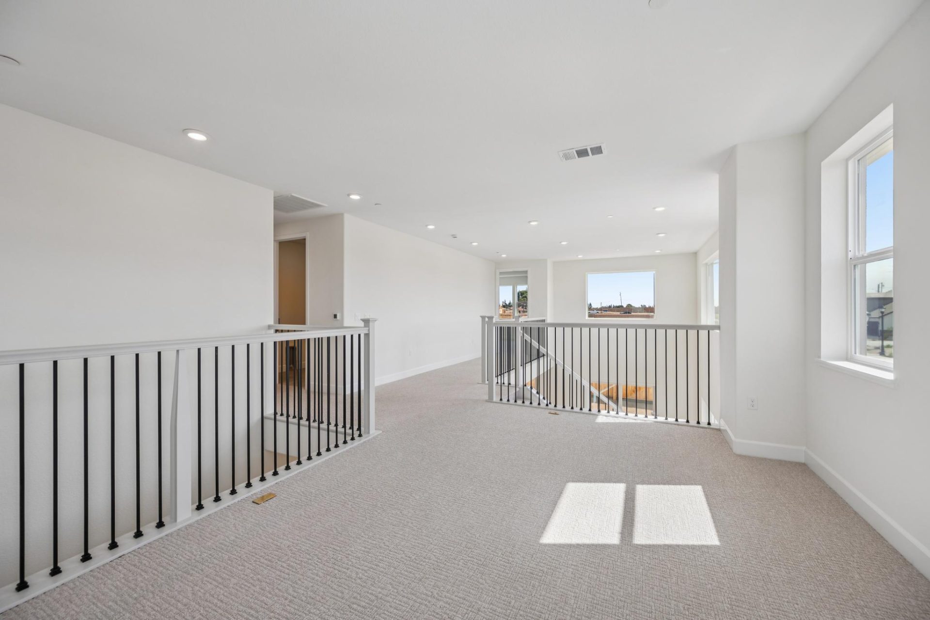 138-296-300-colfax-lane.94997.p5k.061.jpg